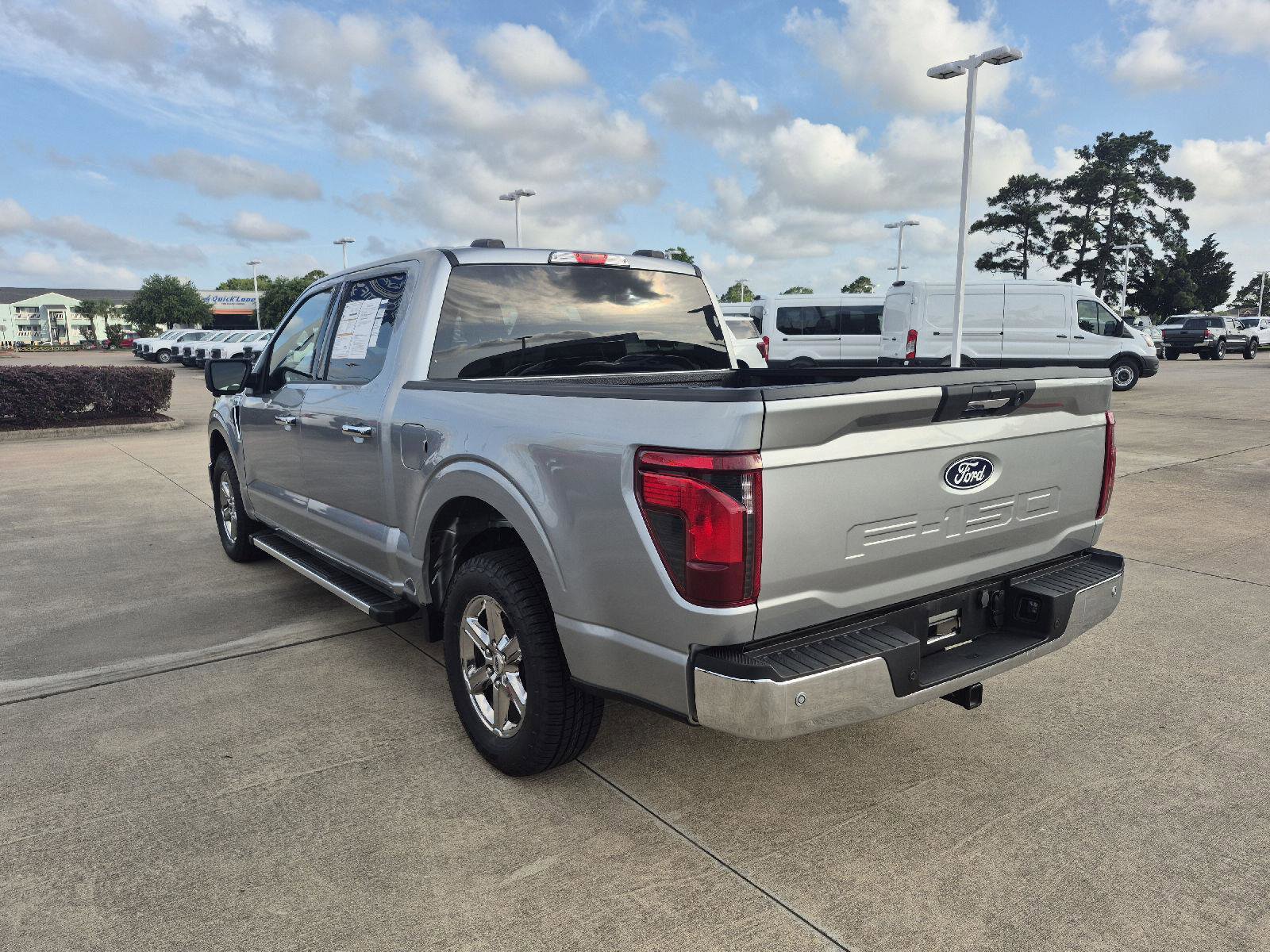 Certified 2024 Ford F150 XLT w/ Mobile Office Package RWD image 12