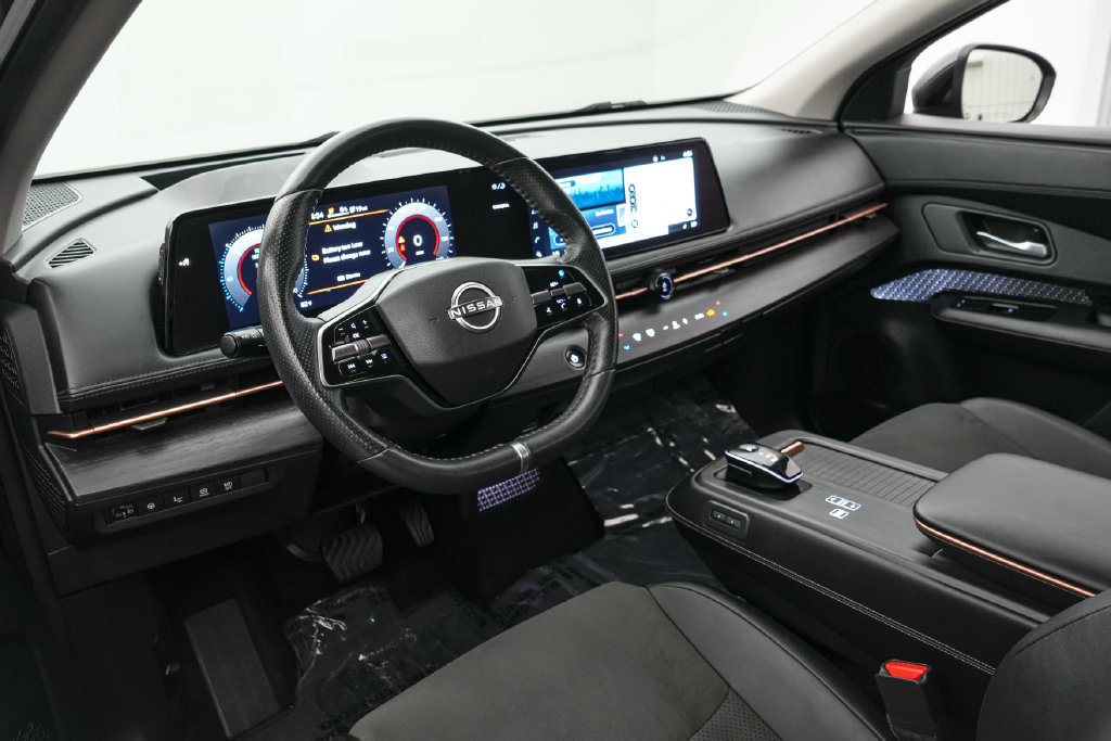 Used 2023 Nissan Ariya FWD image 14