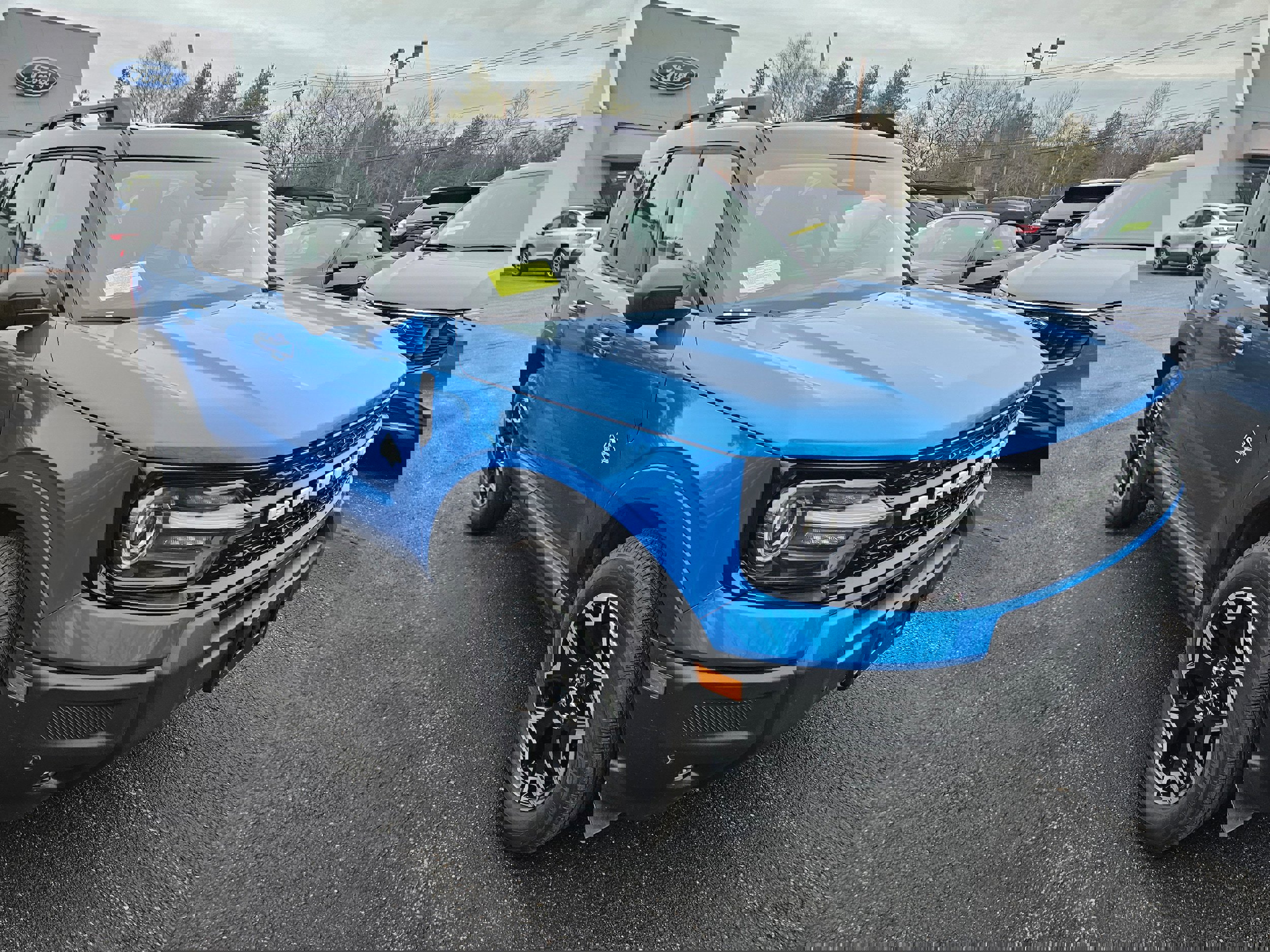 Certified 2025 Ford Bronco Sport Outer Banks w/ Outer Banks Tech Package+ image 3