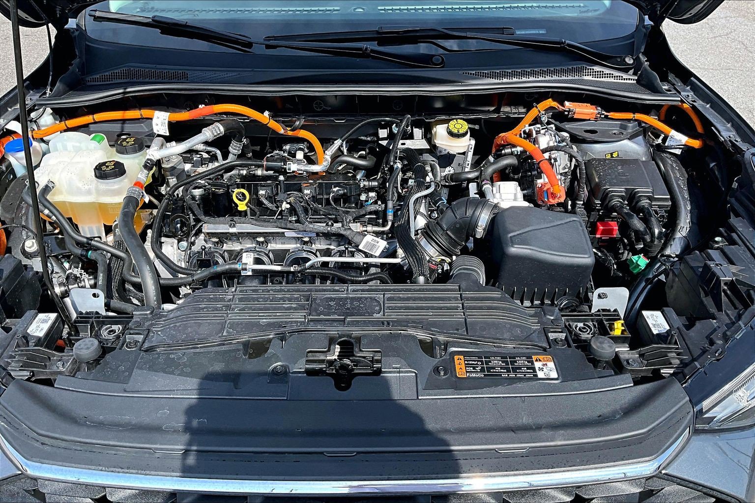 Certified 2025 Ford Escape SE FWD image 10