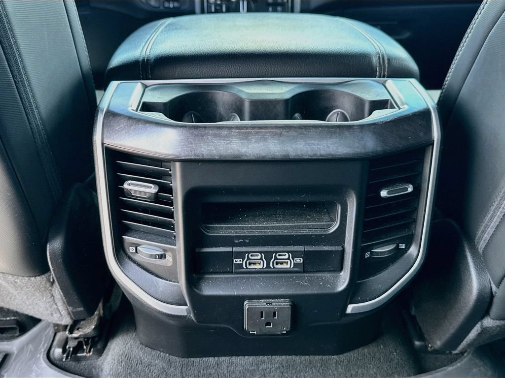 Used 2022 RAM 1500 Big Horn AWD/4WD image 25