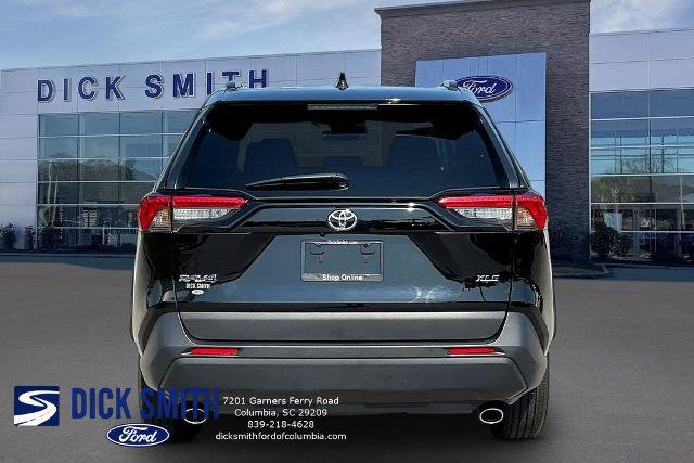 Used 2025 Toyota RAV4 XLE FWD image 5