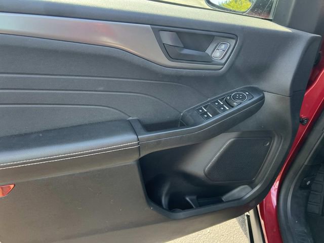 Certified 2023 Ford Escape Active AWD/4WD image 16