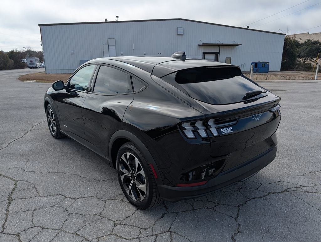 Certified 2025 Ford Mustang Mach-E Select w/ Comfort Package Lite image 2