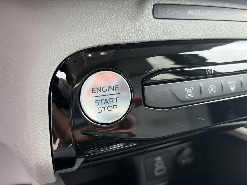 Certified 2025 Ford Escape Active w/ Tech Pack #1 FWD image 26