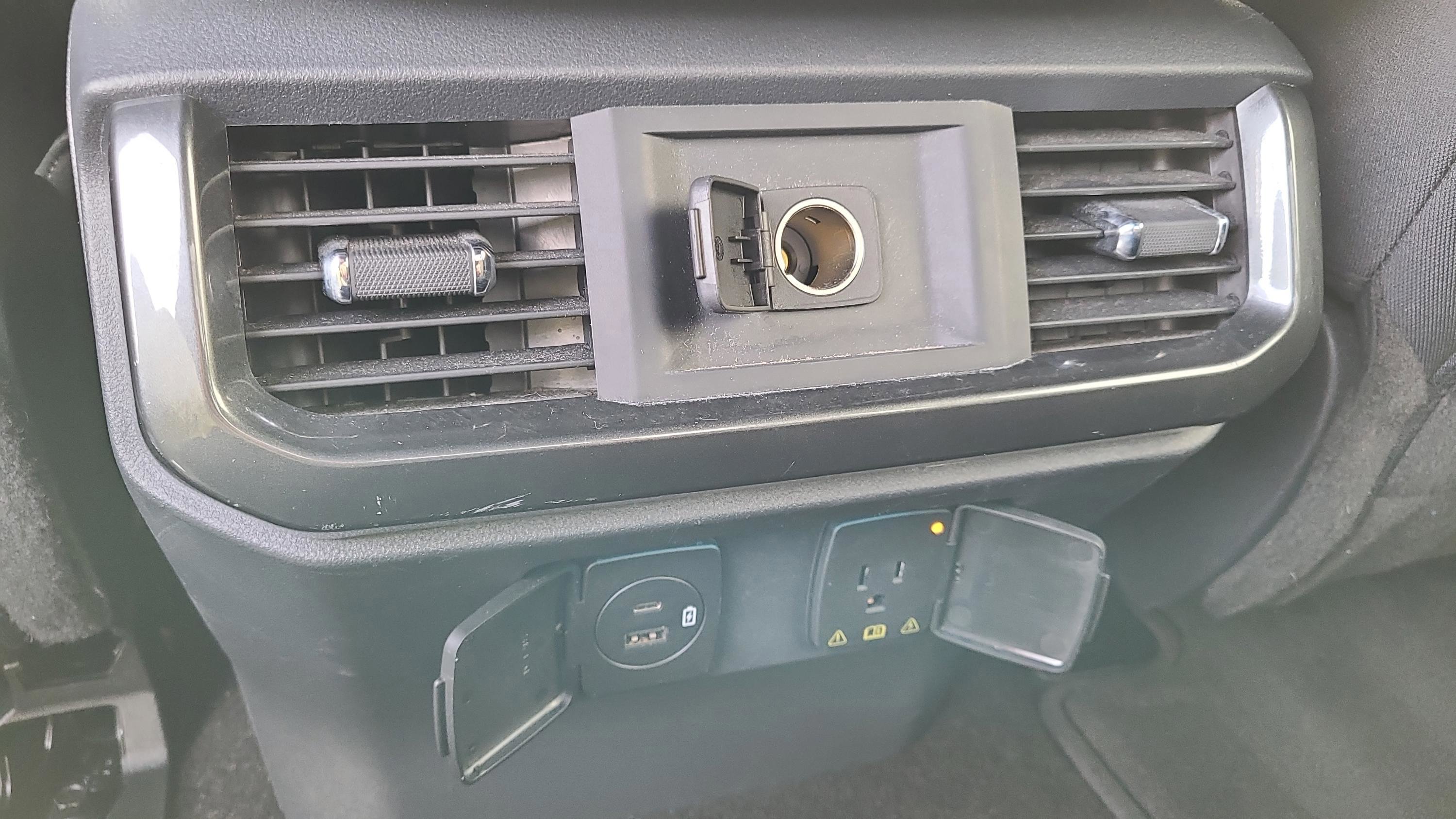 Certified 2022 Ford F150 XLT w/ Equipment Group 302A High image 14