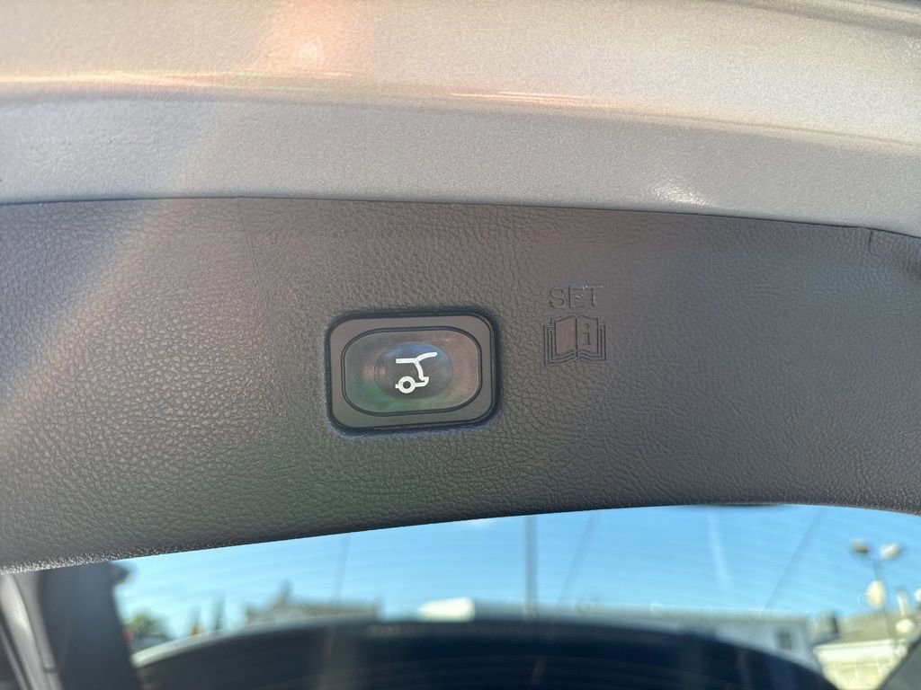 Certified 2024 Ford Edge SEL w/ Convenience Package image 15