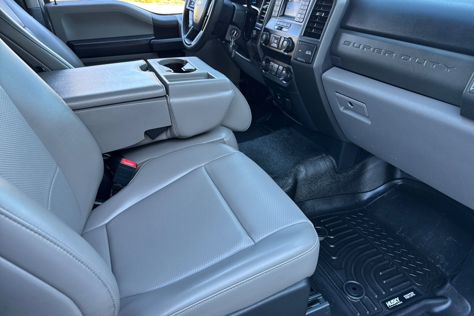 Certified 2020 Ford F550 4x4 Regular Cab Super Duty image 14