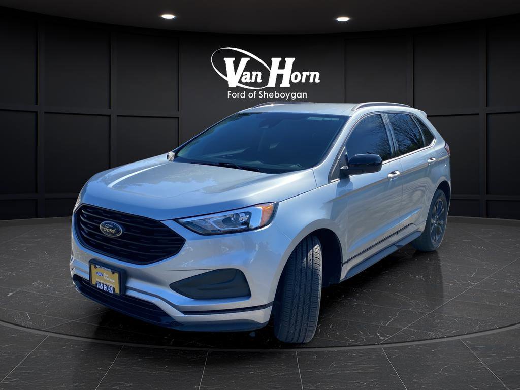 Certified 2024 Ford Edge SE w/ Black Appearance Package AWD/4WD image 3