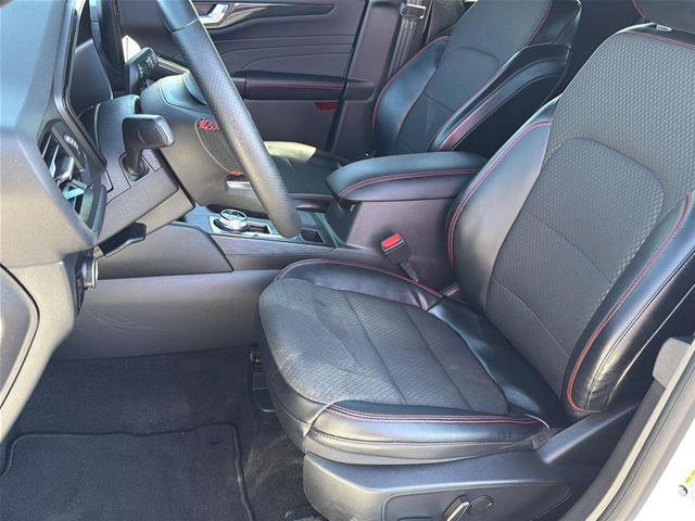 Certified 2024 Ford Escape ST-Line w/ Tech Pack #1 FWD image 11