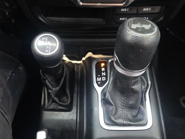 Used 2021 Jeep Wrangler Sport AWD/4WD image 23