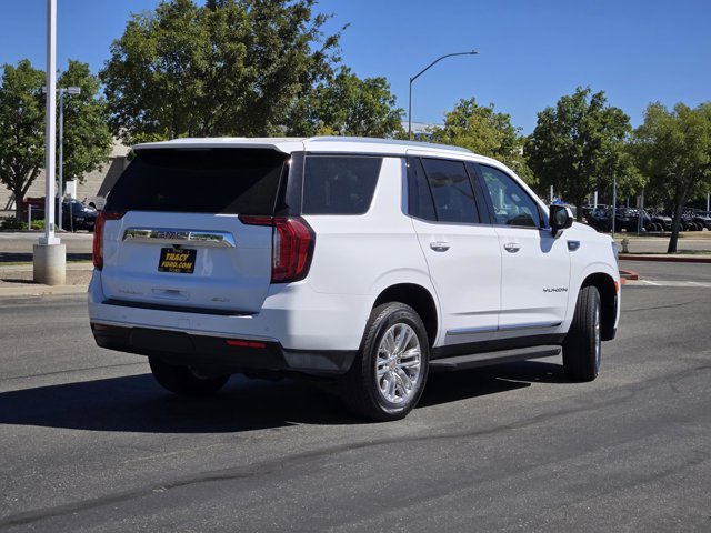 Used 2024 GMC Yukon SLT AWD/4WD image 4