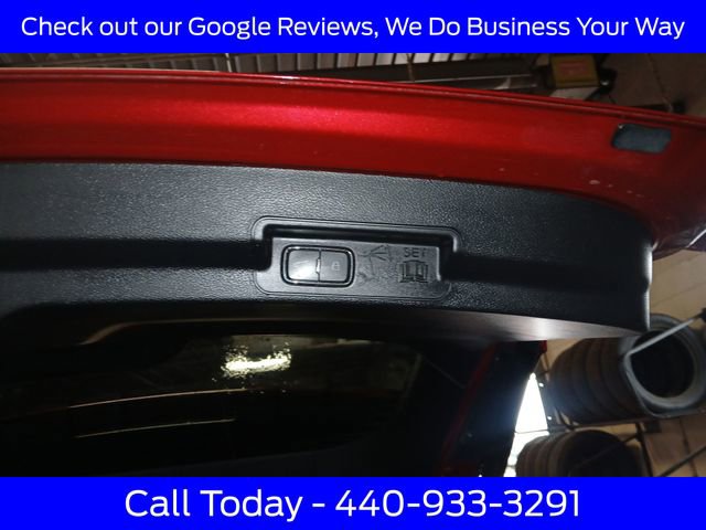 Certified 2022 Ford Explorer XLT w/ Equipment Group 202A AWD/4WD image 40