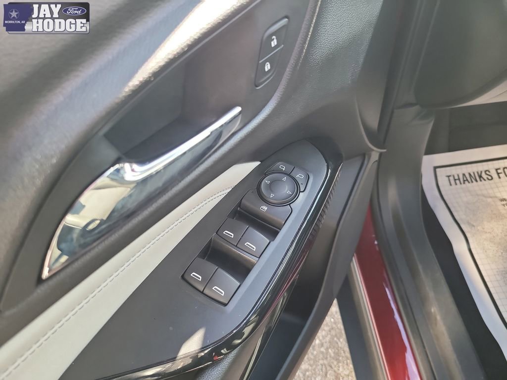 Used 2025 Chevrolet Trax LT w/ LT Convenience Package image 12