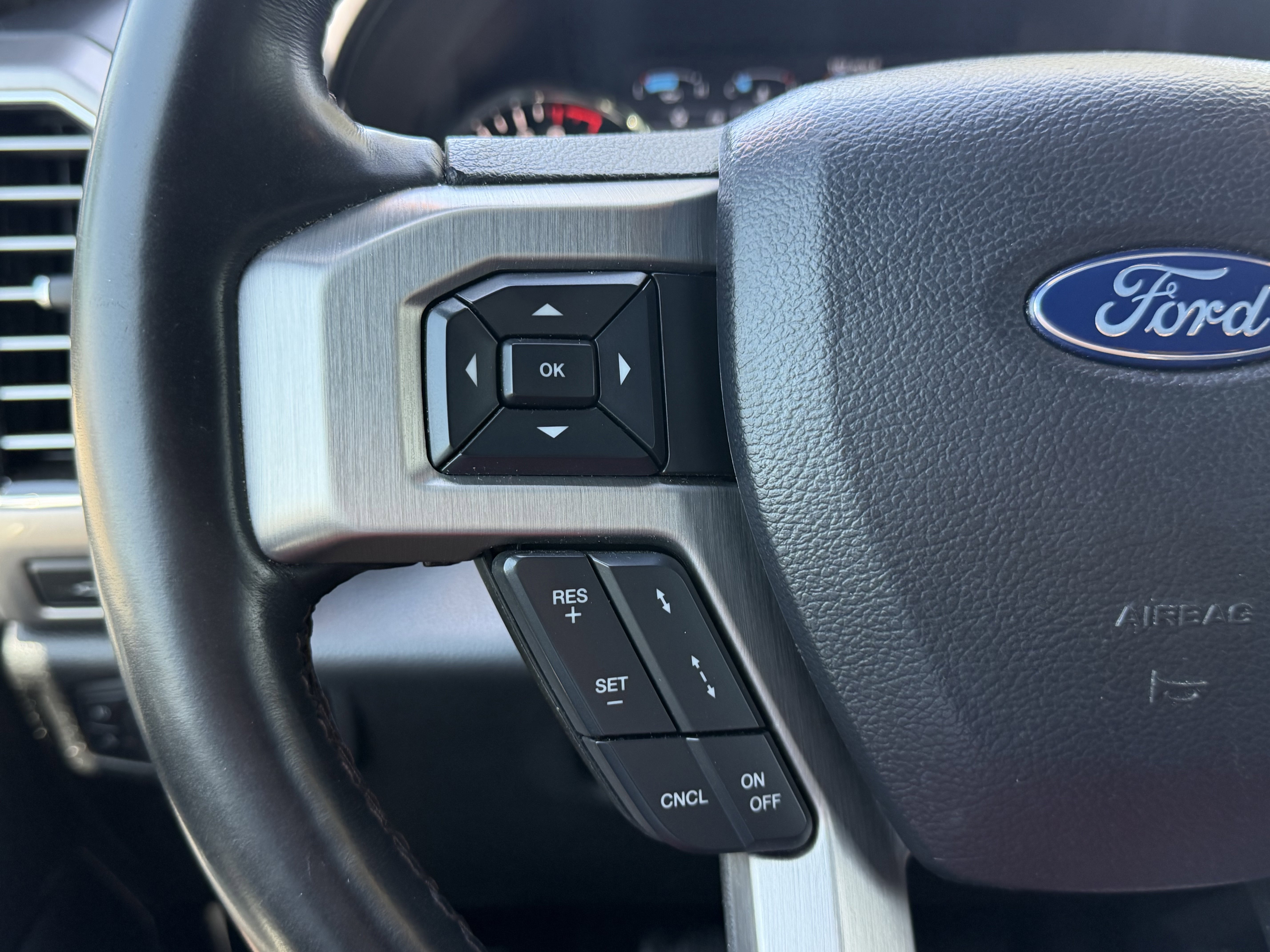 Certified 2020 Ford F150 Platinum w/ Equipment Group 701A Luxury AWD/4WD image 16
