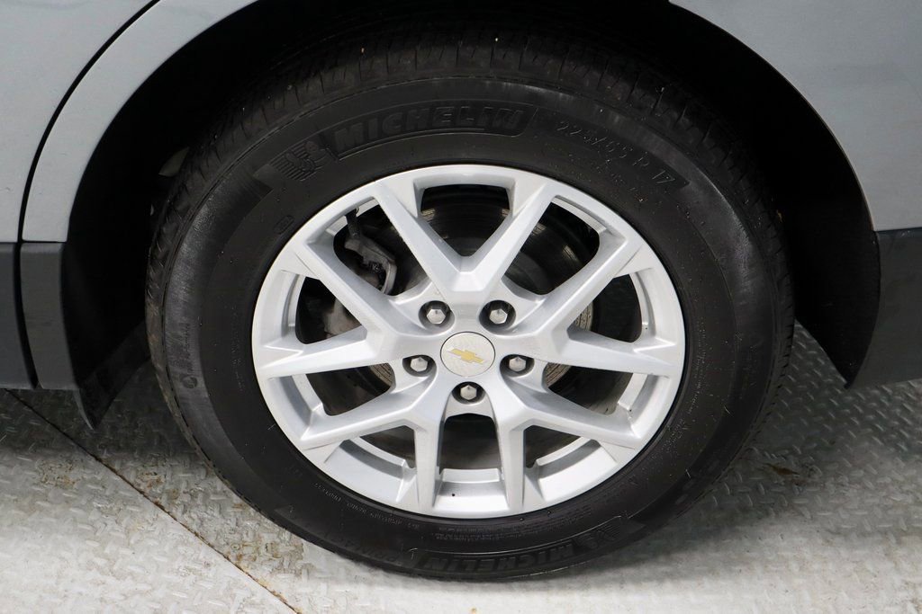 Used 2024 Chevrolet Equinox LT w/ LPO, Floor Liner Package image 19