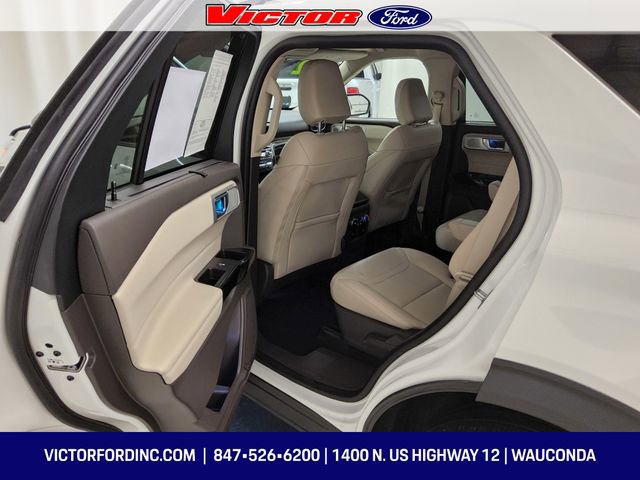 Certified 2022 Ford Explorer Platinum w/ Equipment Group 601A image 13