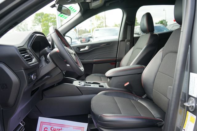 Certified 2023 Ford Escape ST-Line Select w/ Tech Pack #2 AWD/4WD image 11