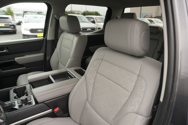 Used 2024 Toyota Tundra Limited w/ Power Package AWD/4WD image 10