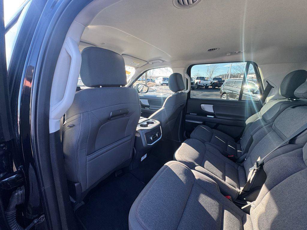 Certified 2025 Ford Expedition Active AWD/4WD image 12