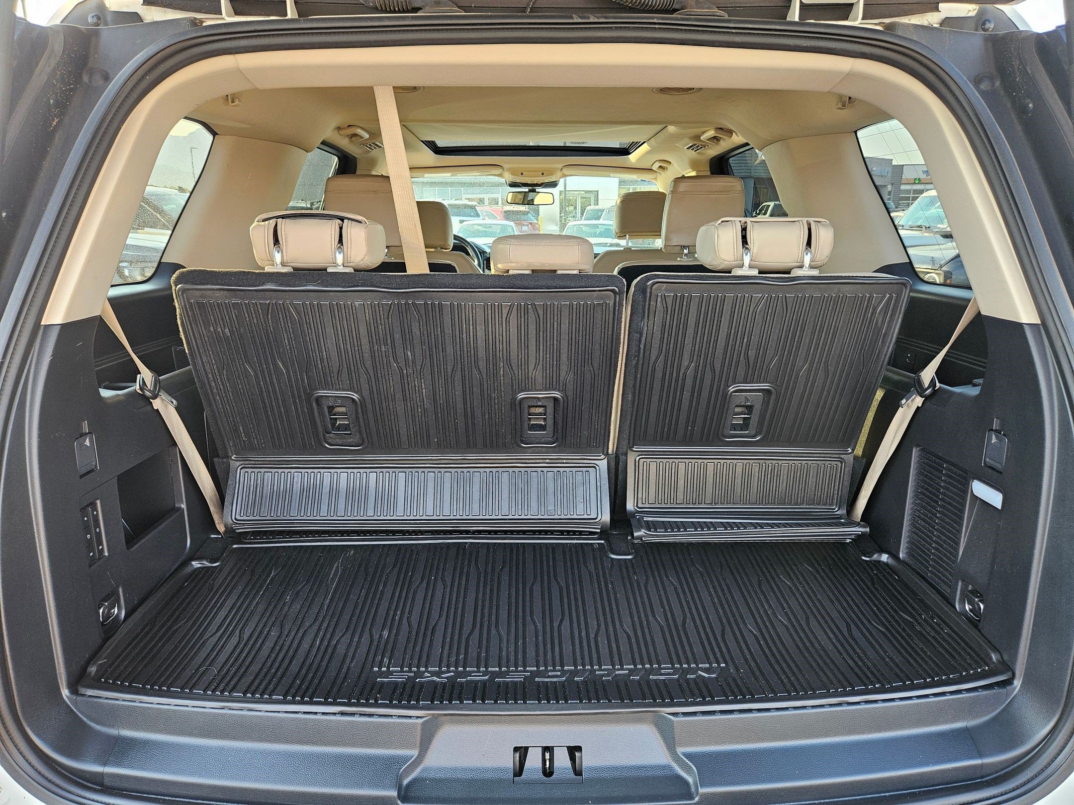 Certified 2023 Ford Expedition Limited AWD/4WD image 32