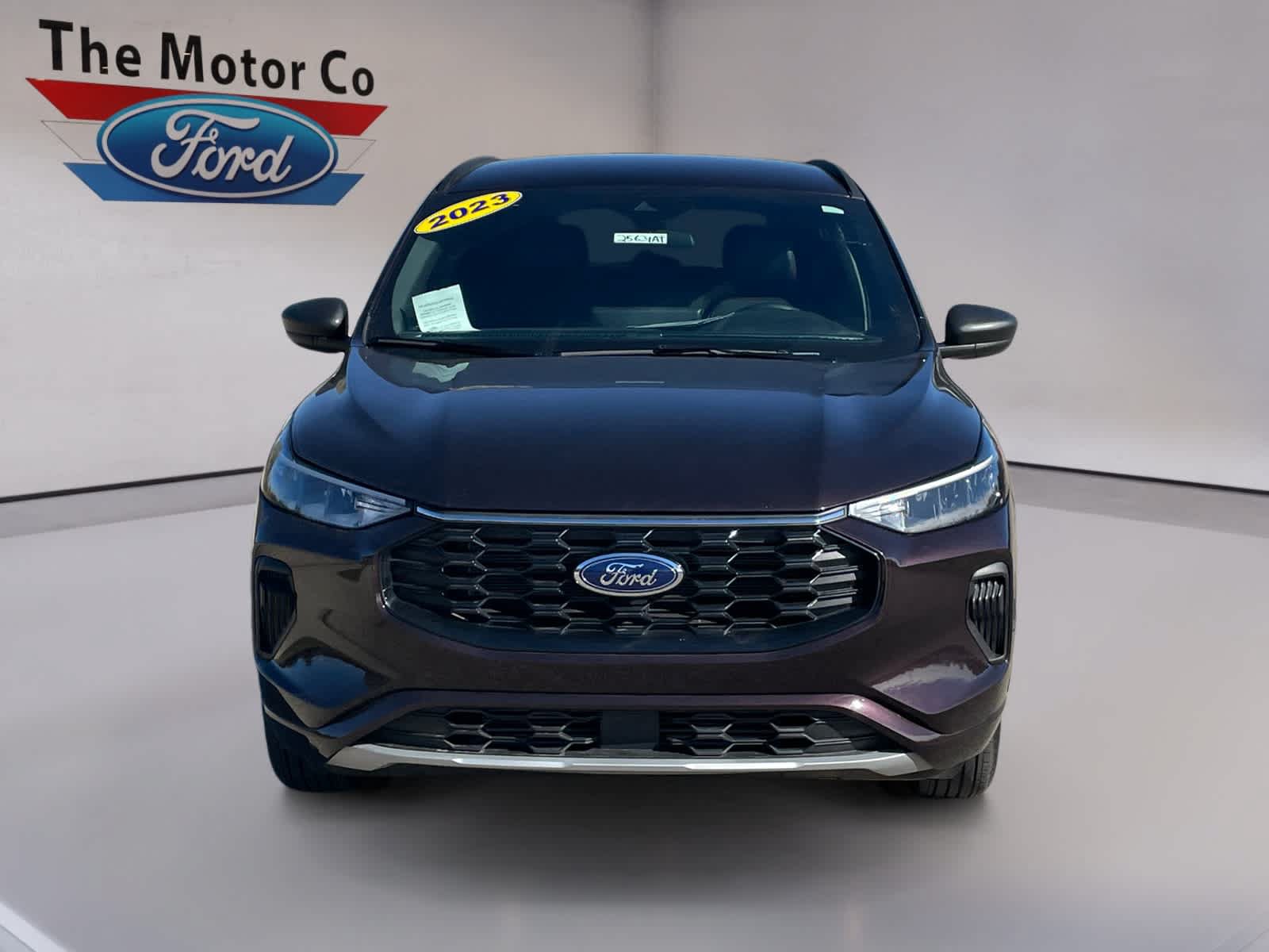 Certified 2023 Ford Escape ST-Line w/ Tech Pack #1 AWD/4WD image 2