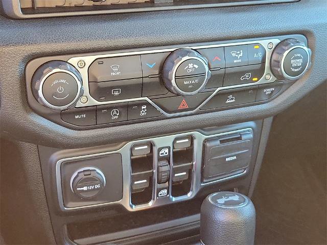 Used 2024 Jeep Wrangler Sport S image 28