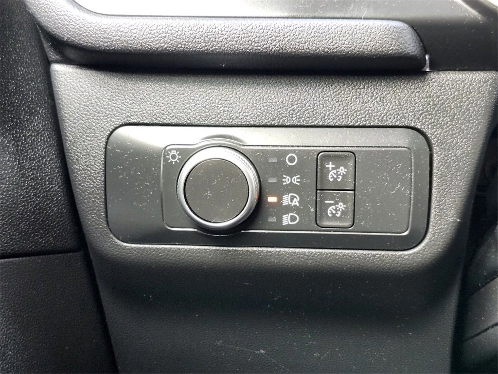 Certified 2021 Ford Escape SE w/ SE Sport Appearance Package image 23