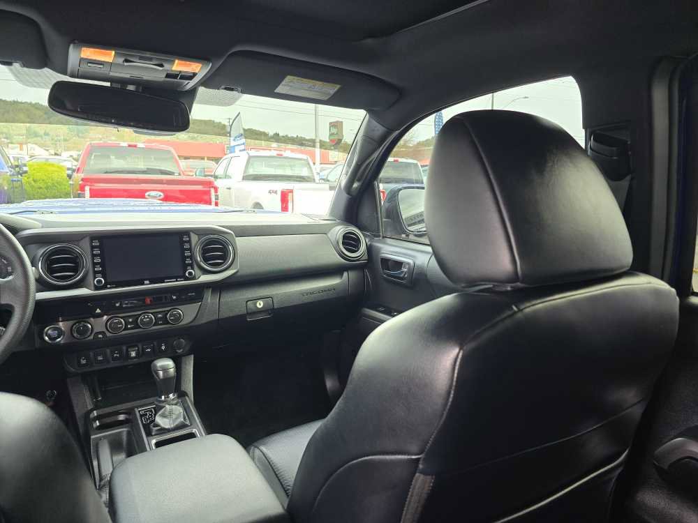 Used 2023 Toyota Tacoma TRD Sport w/ TRD Premium Sport Package image 14