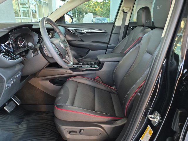 Used 2023 Buick Envision Essence w/ Technology Package I AWD/4WD image 16