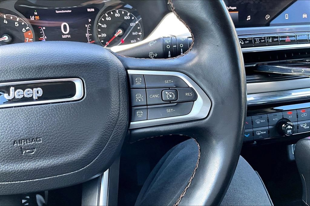 Used 2022 Jeep Compass Limited AWD/4WD image 18
