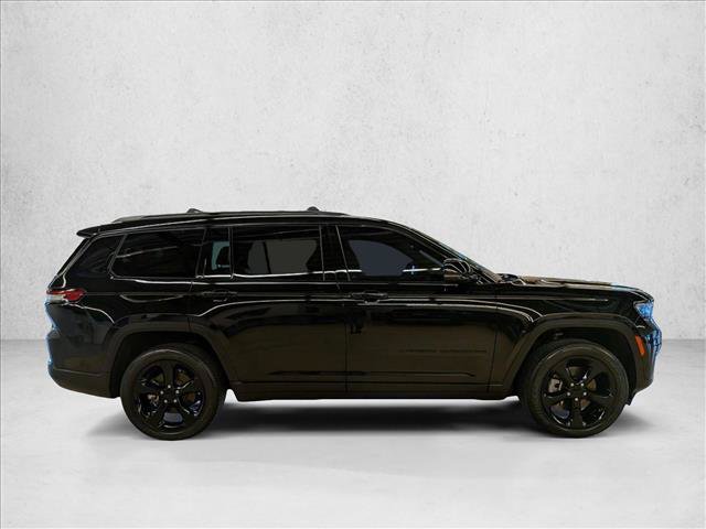 Used 2023 Jeep Grand Cherokee L Laredo AWD/4WD image 4