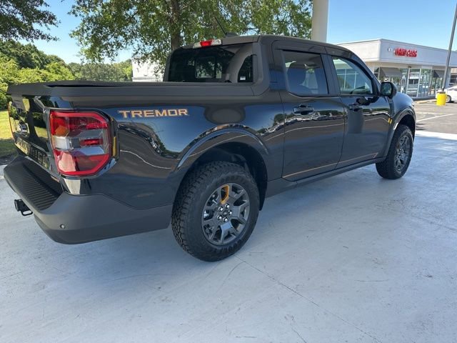 Certified 2025 Ford Maverick Tremor AWD/4WD image 3