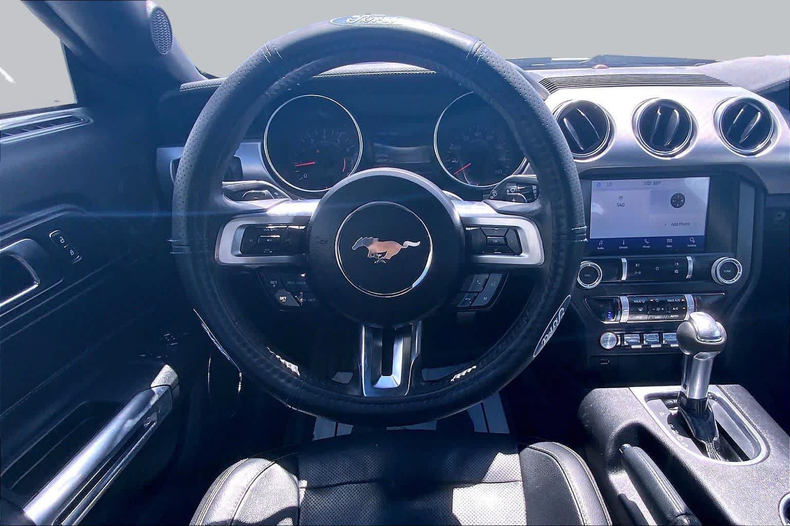 Certified 2020 Ford Mustang Premium RWD image 6
