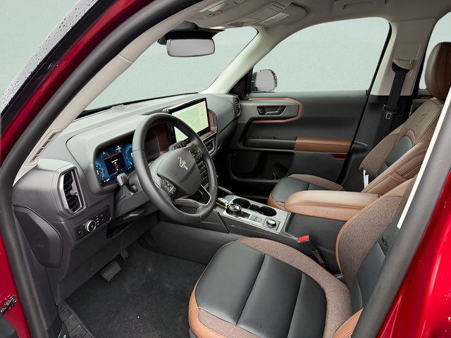 Certified 2025 Ford Bronco Sport Outer Banks w/ Outer Banks Tech Package+ AWD/4WD image 4