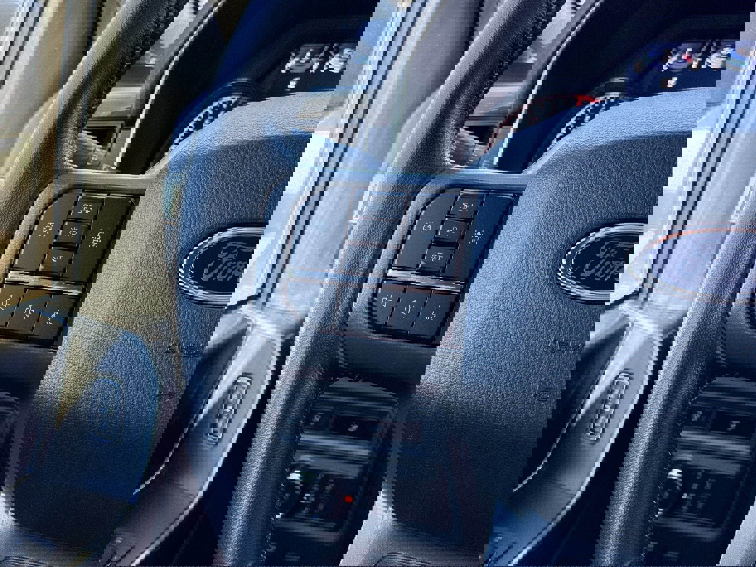 Certified 2022 Ford F150 XLT w/ Equipment Group 302A High image 20