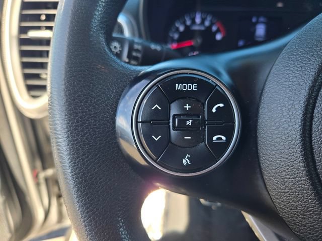 Used 2022 Kia Soul LX w/ Technology Package FWD image 19