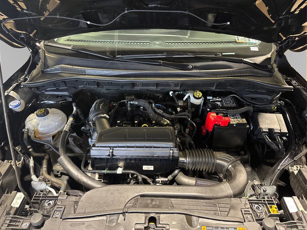 Certified 2025 Ford Escape Active image 17