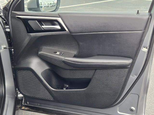 Used 2024 Mitsubishi Outlander SE FWD image 4