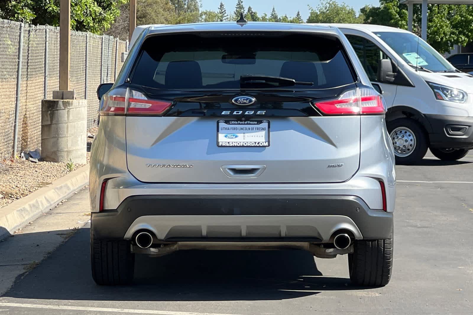Certified 2022 Ford Edge Titanium AWD/4WD image 8