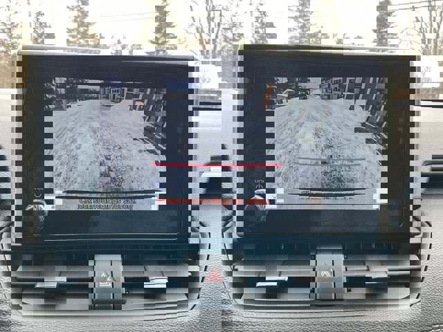 Used 2023 Toyota RAV4 XLE image 22