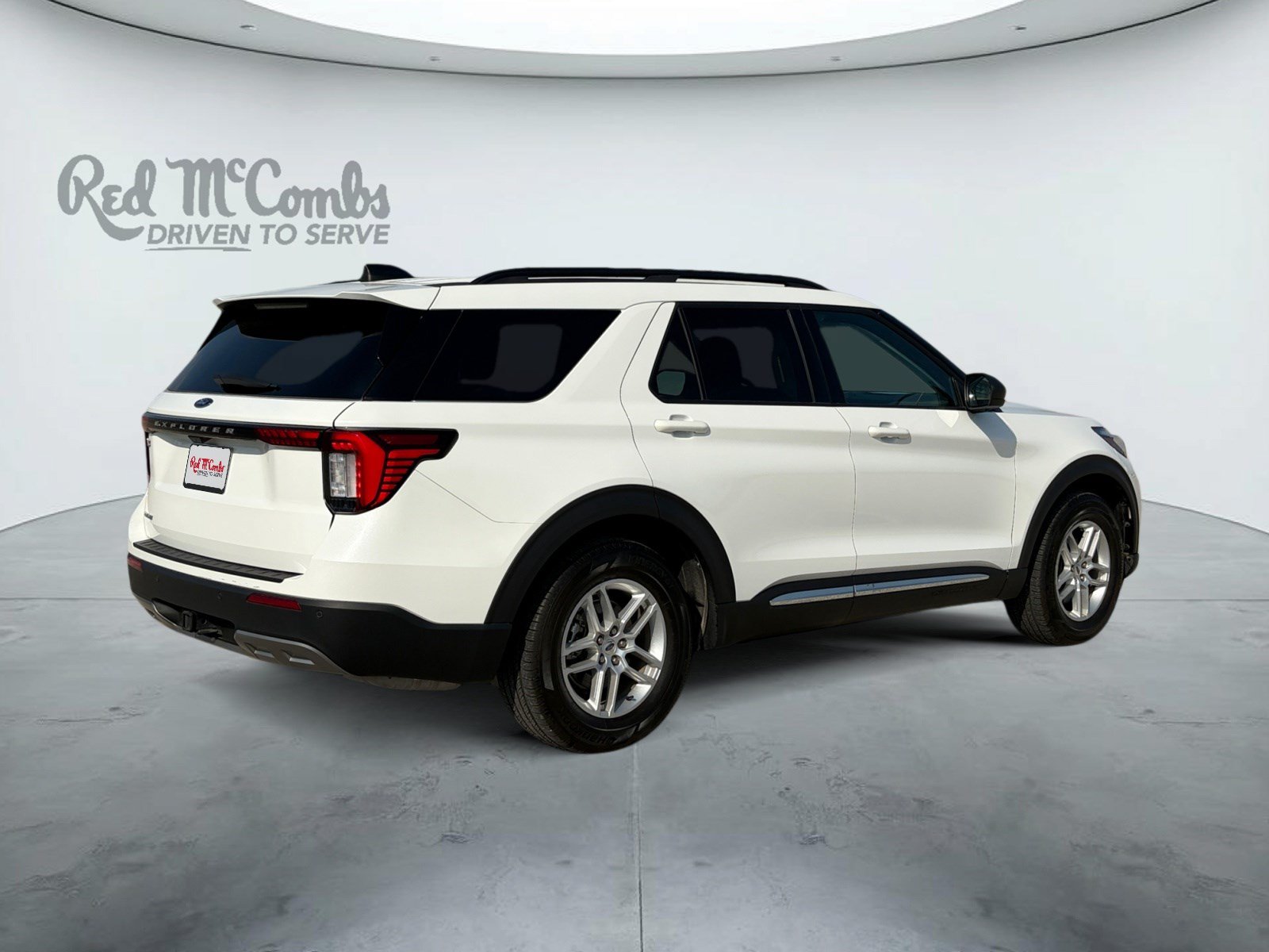 Certified 2025 Ford Explorer Active w/ Active Comfort Package RWD image 5