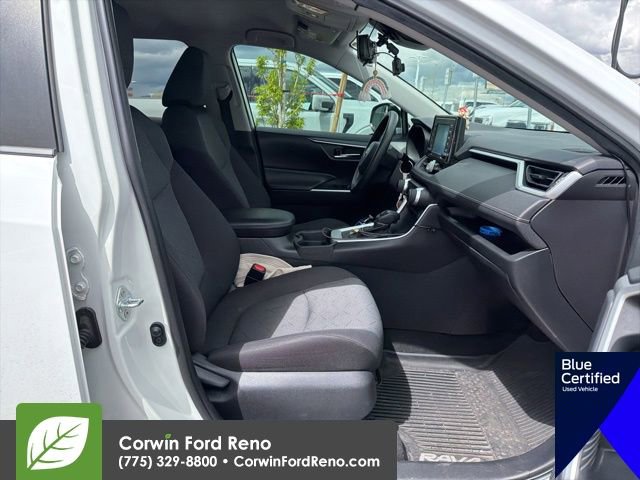 Used 2020 Toyota RAV4 XLE w/ All Weather Liner Package image 15