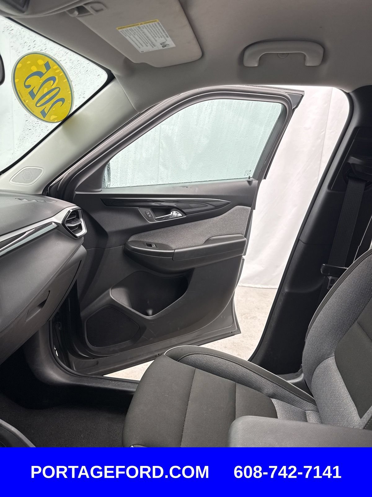 Used 2025 Chevrolet TrailBlazer LT AWD/4WD image 22