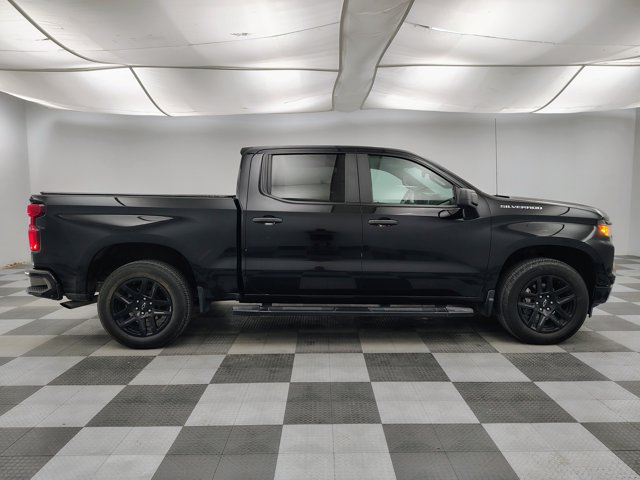 Used 2023 Chevrolet Silverado 1500 Custom AWD/4WD image 7