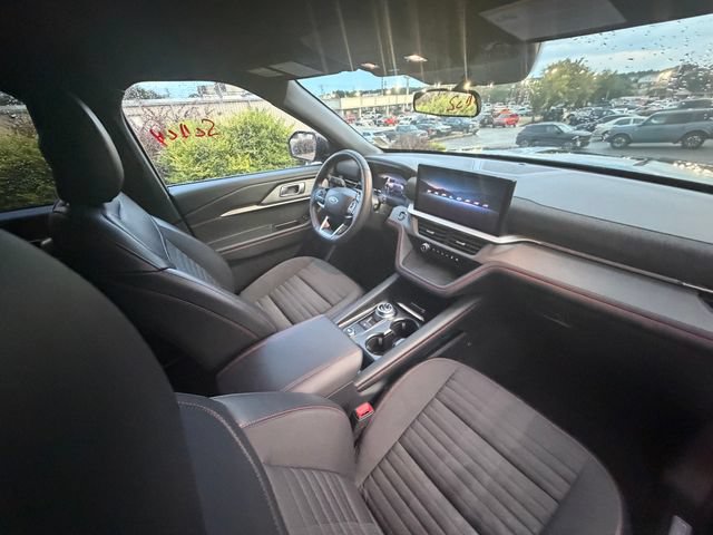 Certified 2025 Ford Explorer ST-Line w/ ST-Line Street Pack AWD/4WD image 2