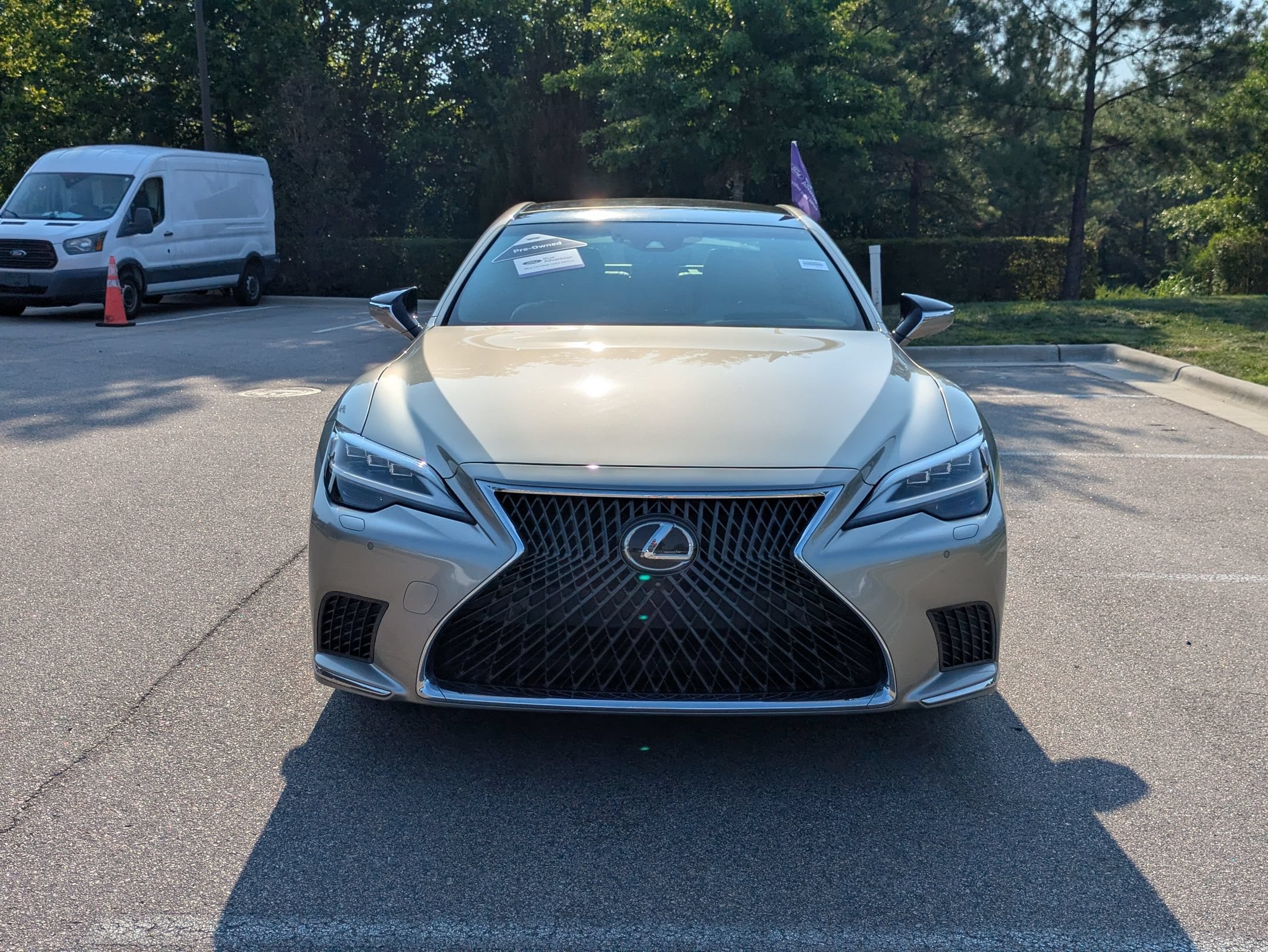Used 2022 Lexus LS 500 w/ Interior Upgrade Package RWD image 9