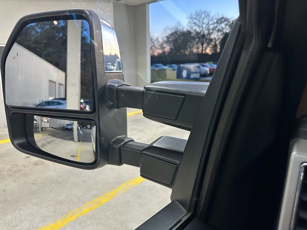 Certified 2022 Ford F250 Lariat w/ Chrome Package image 45