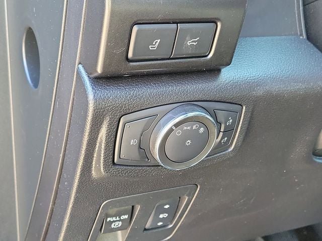 Certified 2018 Ford Expedition Limited AWD/4WD image 9