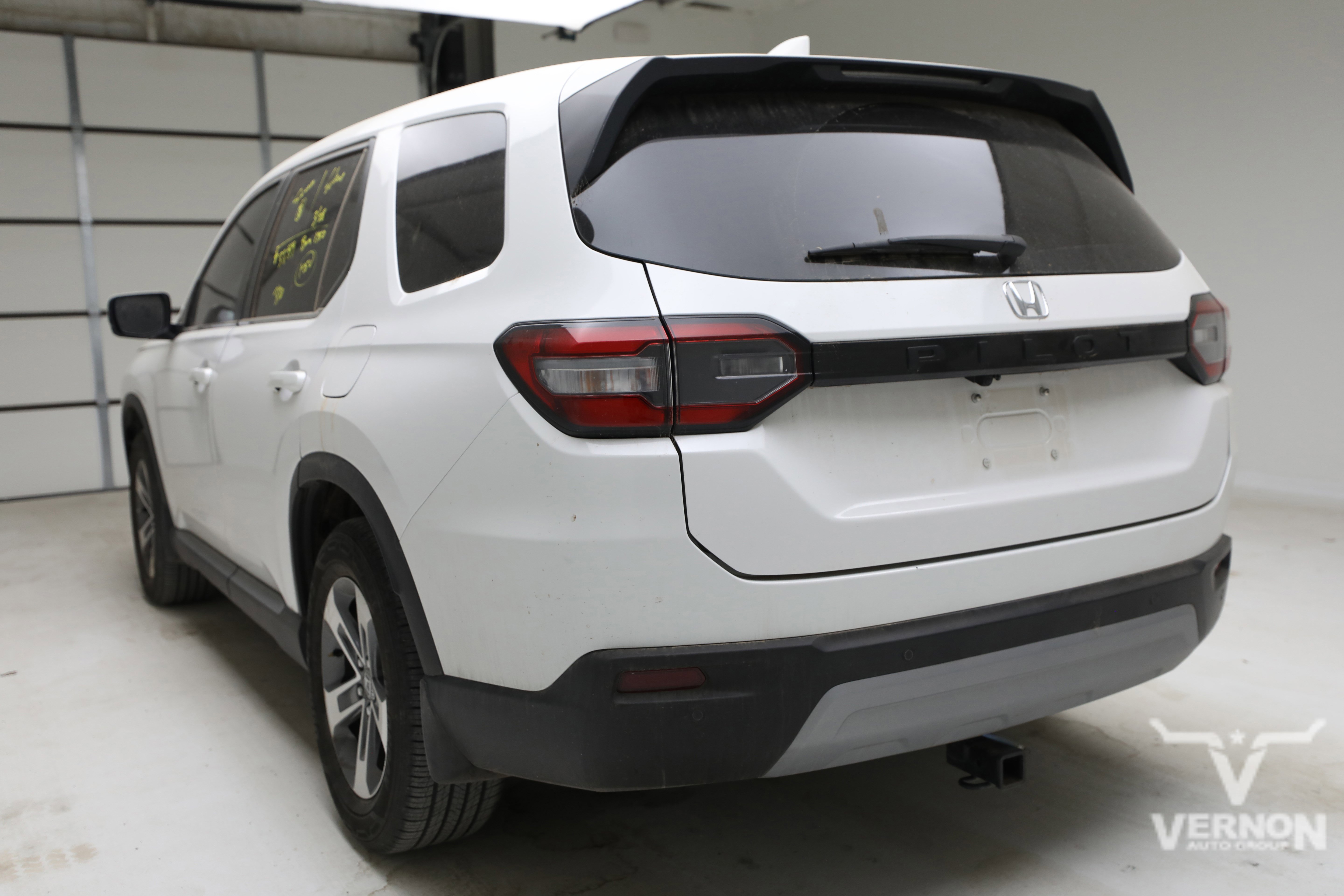 Used 2024 Honda Pilot EX-L image 2